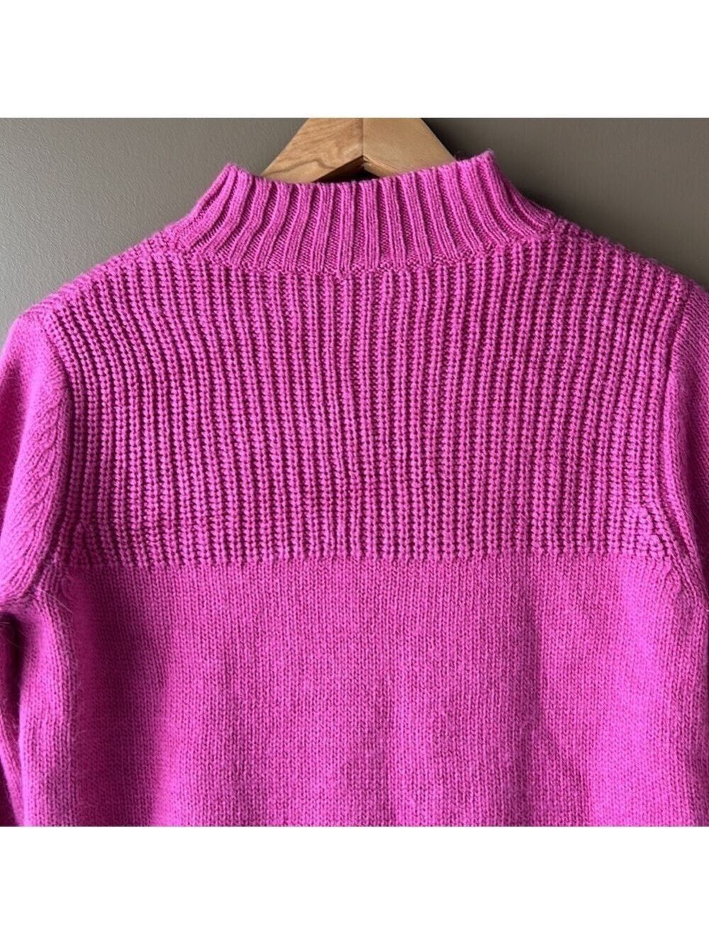 RICKIS ANGORA RABBIT Wool Acrylic Blend Pink Knit Mock Neck Sweater Size Small - Picture 2 of 8